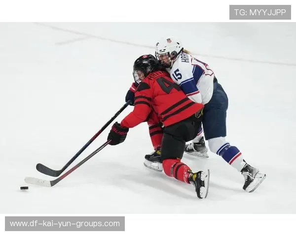 冰球：加拿大全场碾压对手7-0，体验北美冰球狂潮的魅力之旅