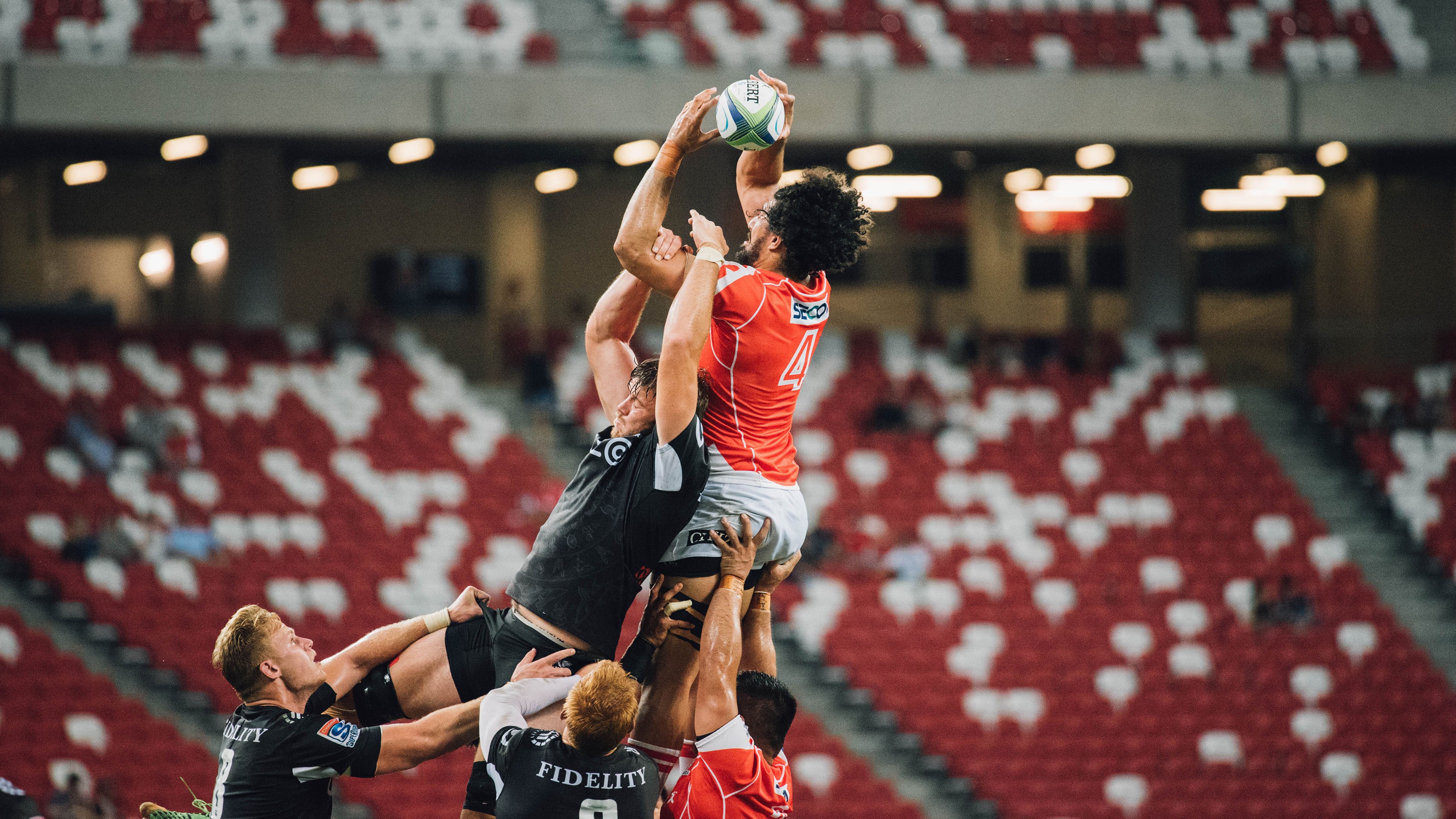 勇士大胜太阳,库里和穆迪再次成为球队胜利的关键,勇士gm谈库里